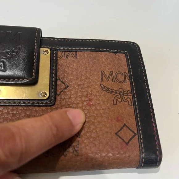 MCM COCOA VISETOS LONG WALLET - Picture 5 of 13